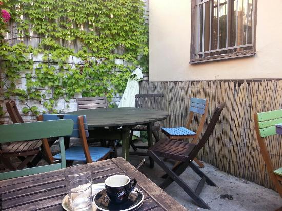 Dobra Trafika Na Ujezde